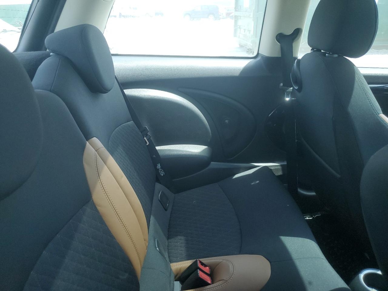 2011 Mini Cooper S VIN: WMWSV3C53BTY20316 Lot: 53974865