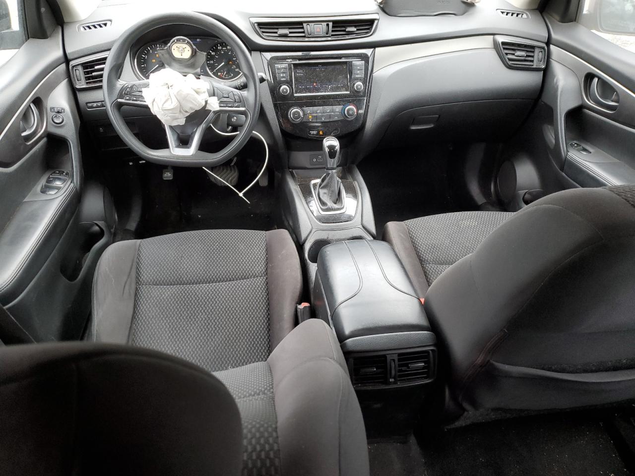 JN1BJ1CP7KW525273 NISSAN ROGUE 2019