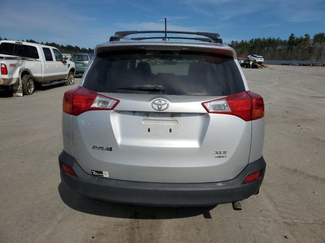  TOYOTA RAV4 2015 Srebrny