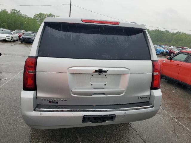  CHEVROLET SUBURBAN 2018 Srebrny