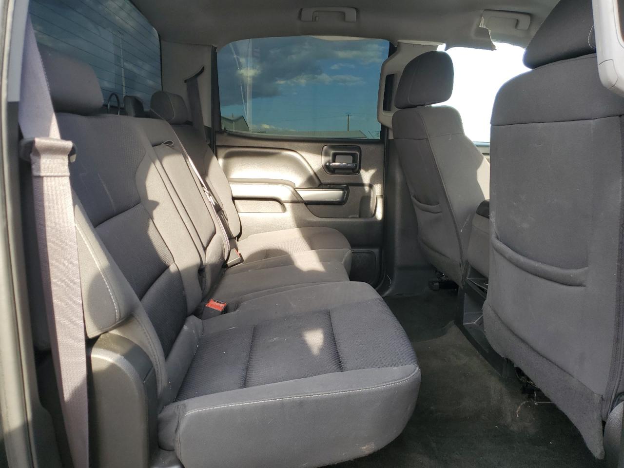 2017 Chevrolet Silverado K1500 Lt VIN: 3GCUKREC8HG163831 Lot: 61739935