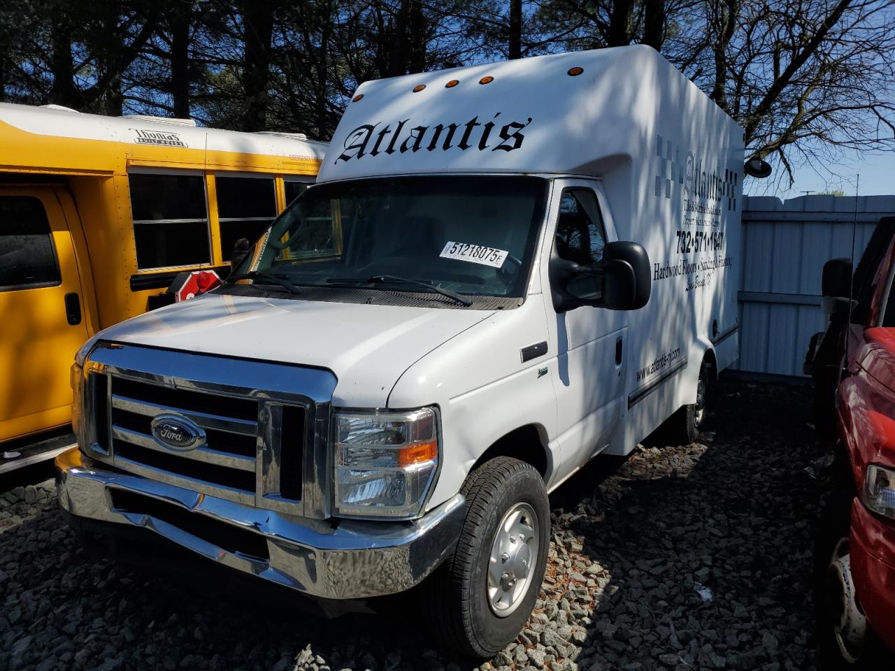 Windsor, NJ에서 판매 중인 2012 Ford Econoline E350 Super Duty Cutaway Van - Rear End