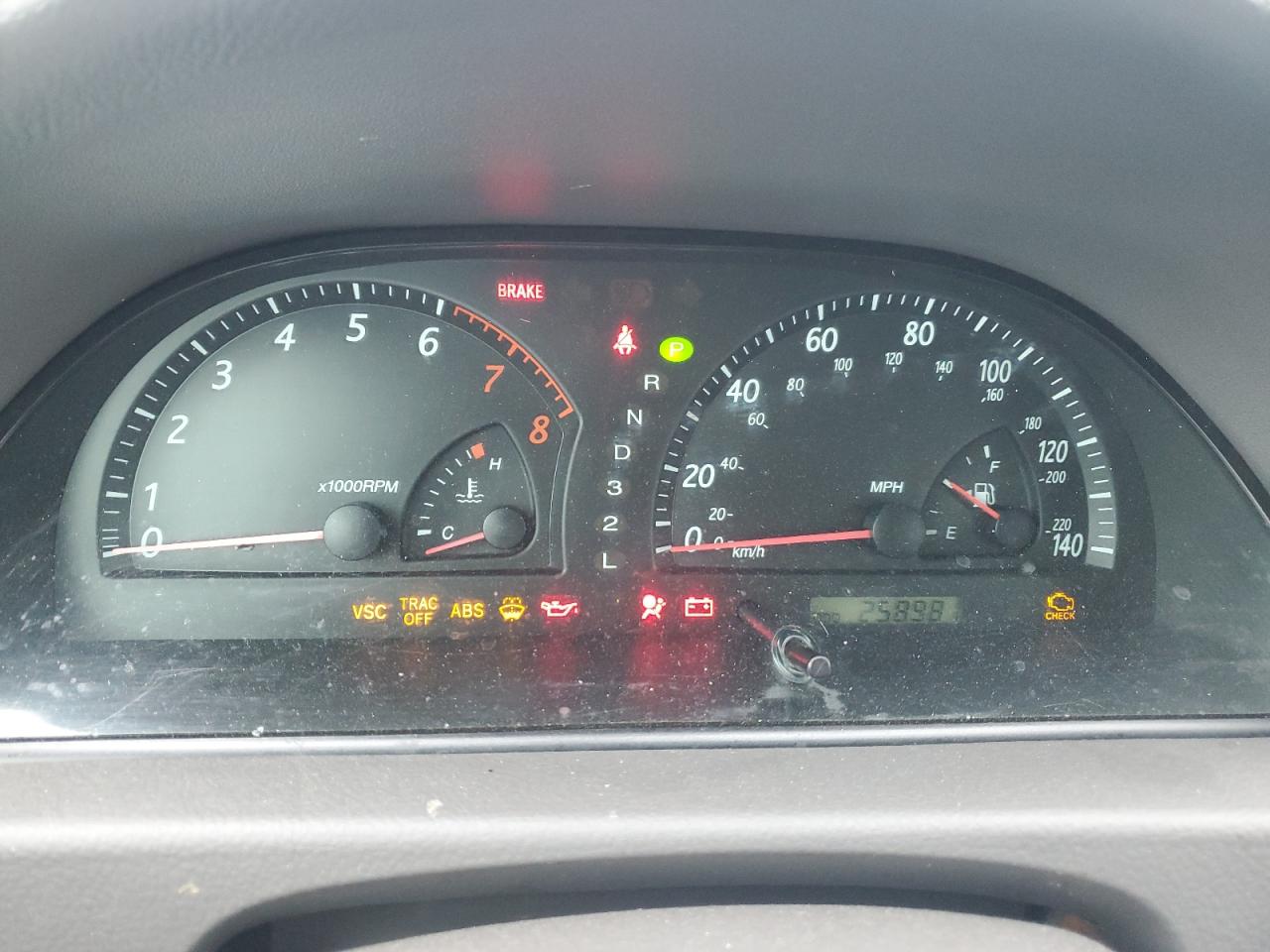 2003 Toyota Camry Le VIN: 4T1BF30K53U552094 Lot: 52079735