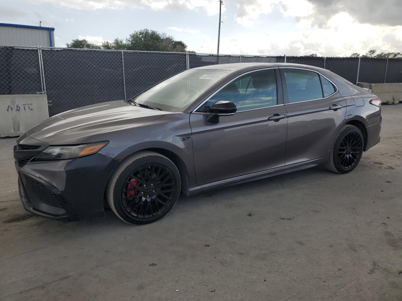 2022 Toyota Camry Se for Sale in Orlando, FL - Minor Dent/Scratches