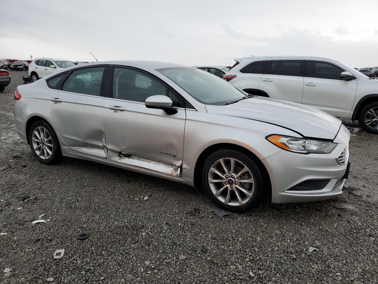 3FA6P0LU1HR395280 FORD FUSION 2017