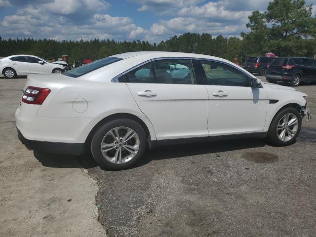  FORD TAURUS 2013 Белый