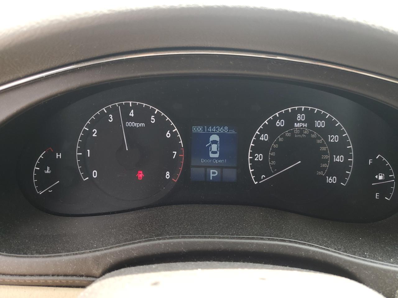 2011 Hyundai Genesis 3.8L VIN: KMHGC4DE8BU121255 Lot: 54934635