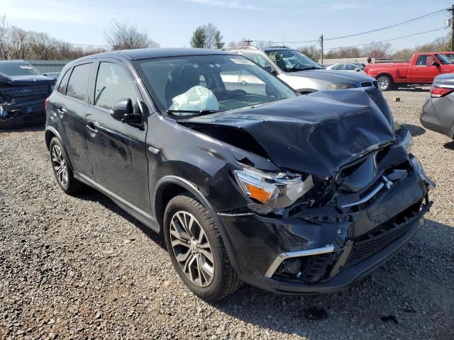  MITSUBISHI OUTLANDER 2018 Чорний