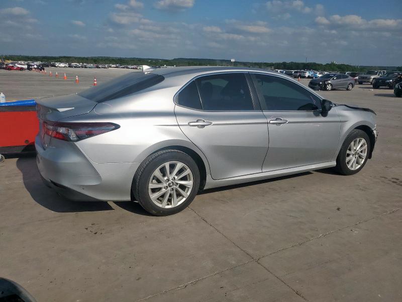  TOYOTA CAMRY 2023 Srebrny