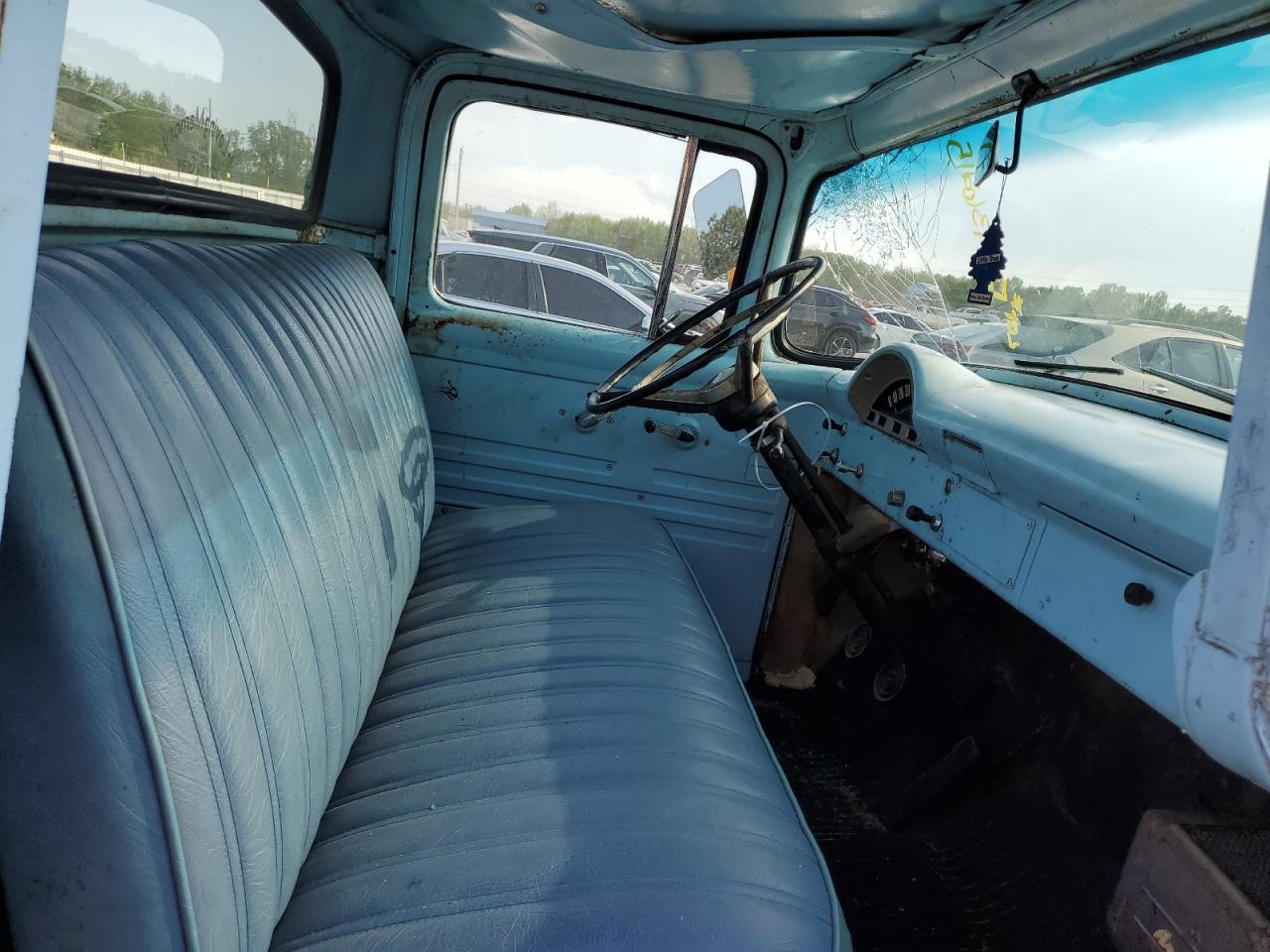 1956 Ford 2 Door VIN: F10D6U24763 Lot: 52436215