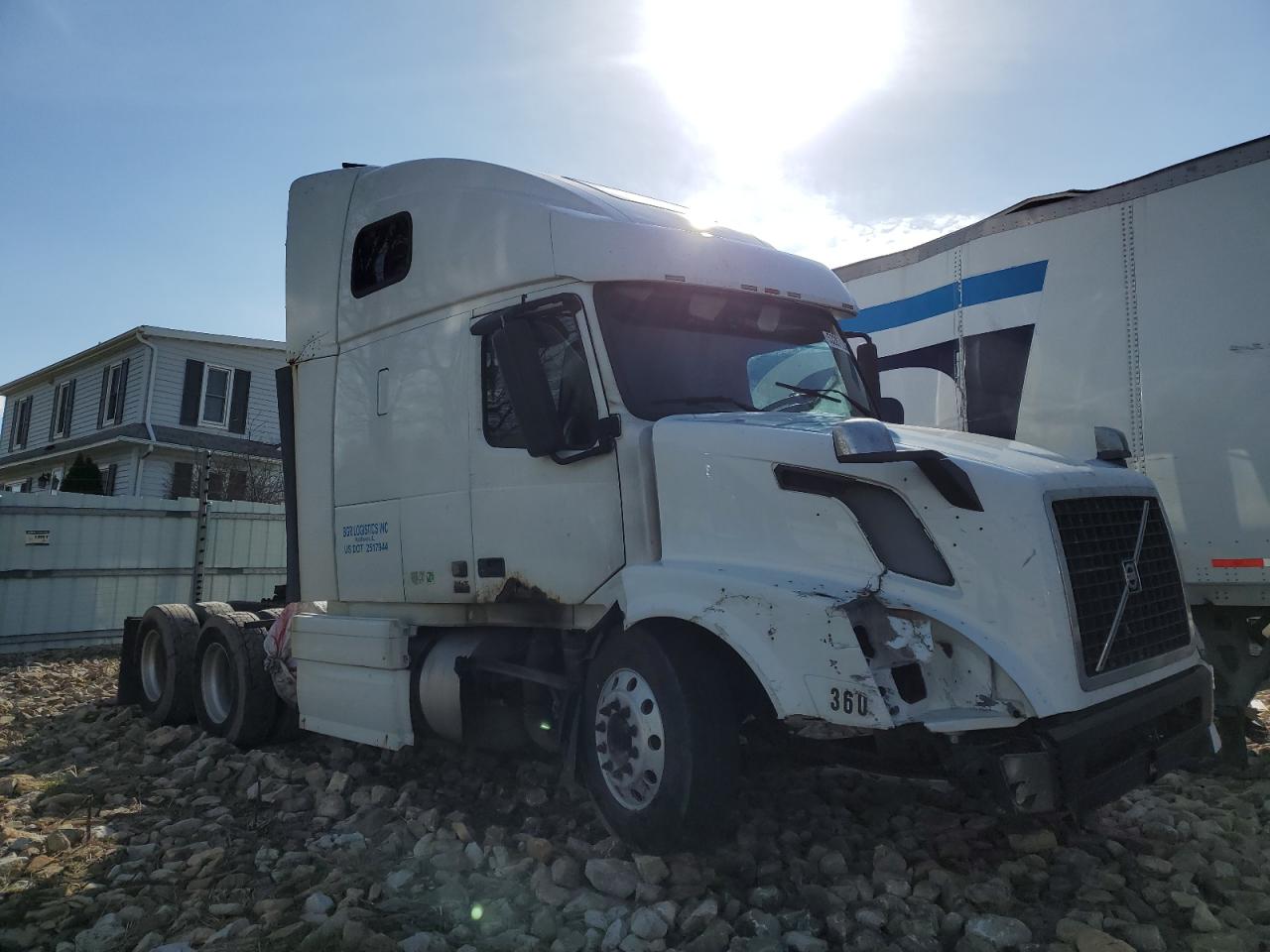 2008 Volvo Vnl Semi Truck იყიდება Ebensburg-ში, PA - Front End