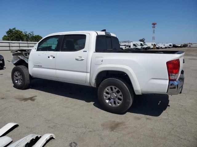 Пікапи TOYOTA TACOMA 2016 Білий