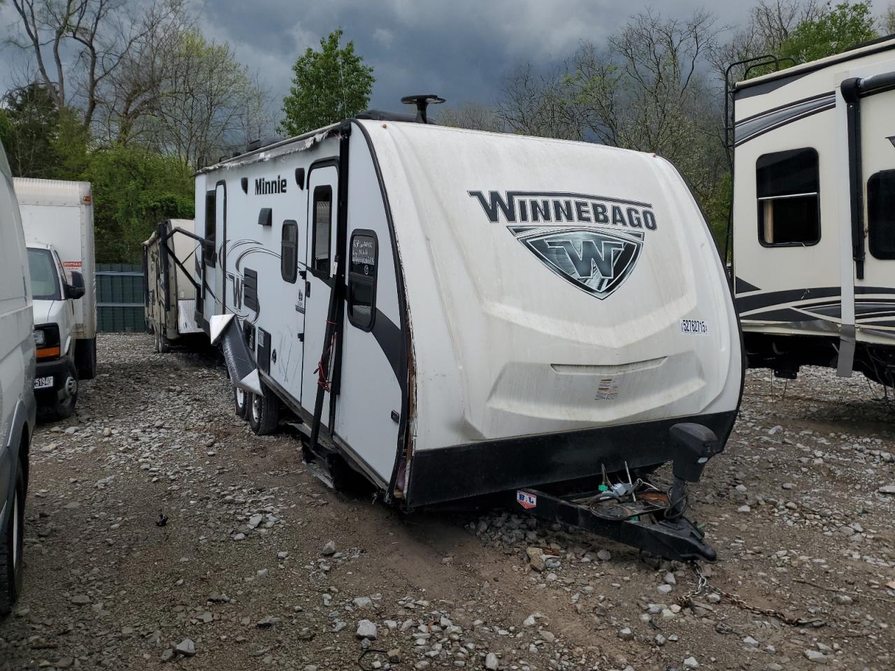 2019 Winnebago Minnie for Sale in Madisonville, TN - All Over