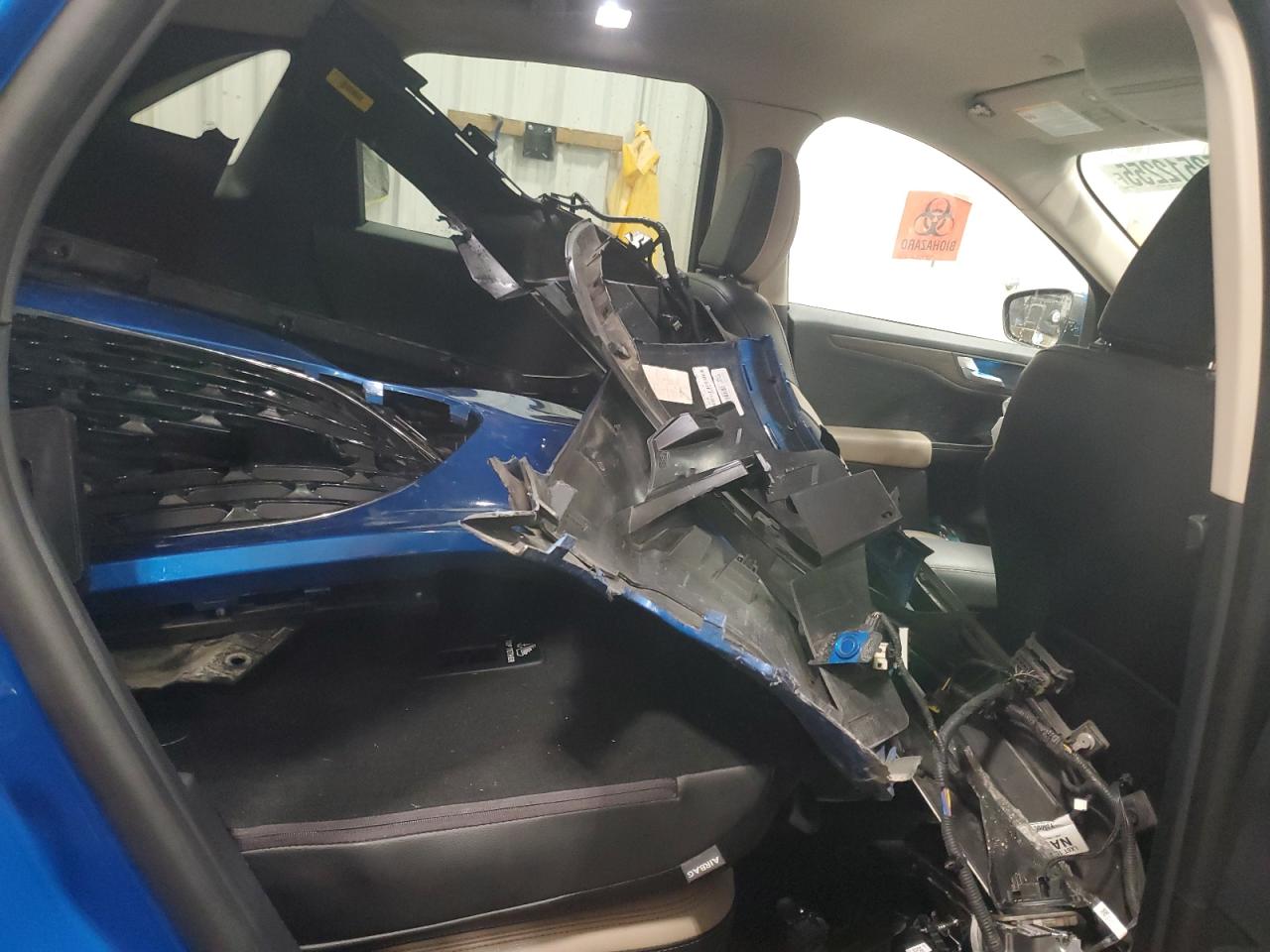 1FMCU9J97LUB29123 FORD ESCAPE 2020