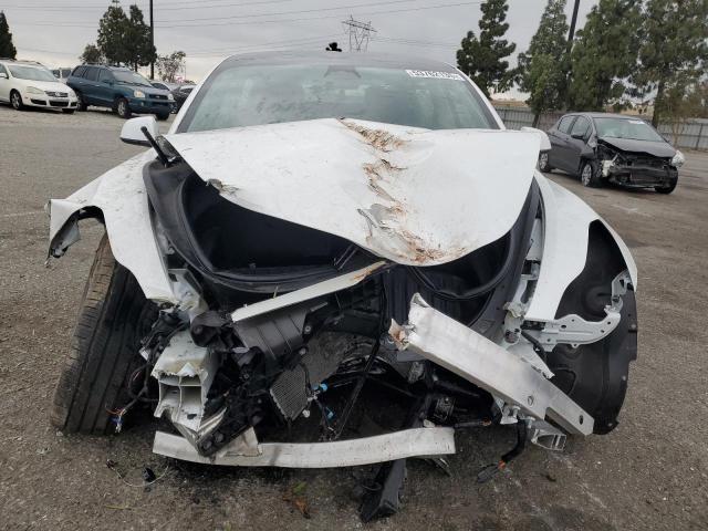  TESLA MODEL 3 2023 Белый
