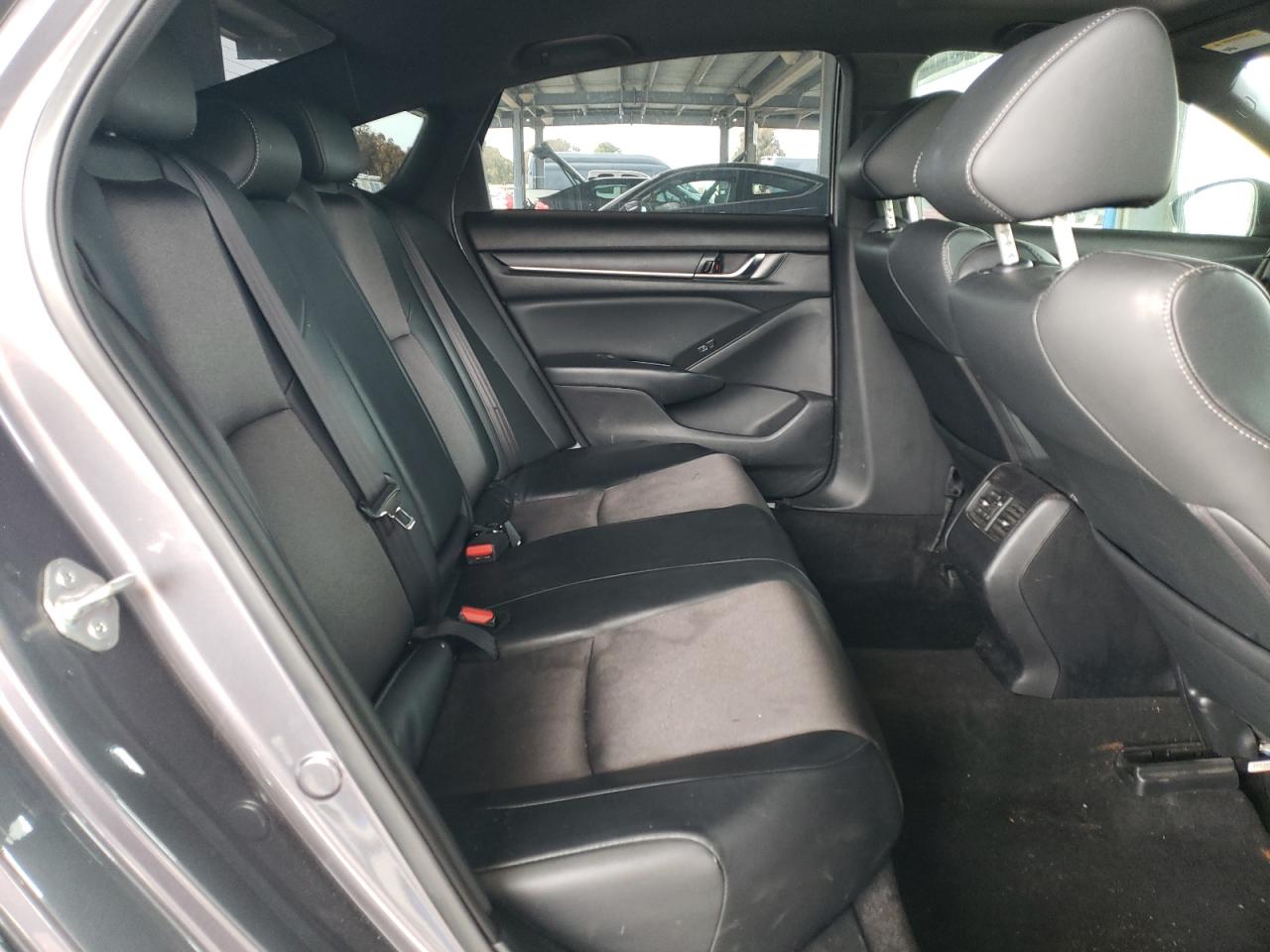 1HGCV2F31JA050351 HONDA ACCORD 2018