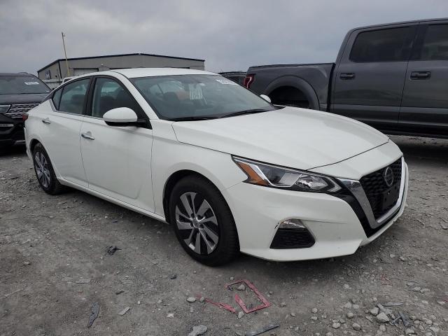  NISSAN ALTIMA 2019 White