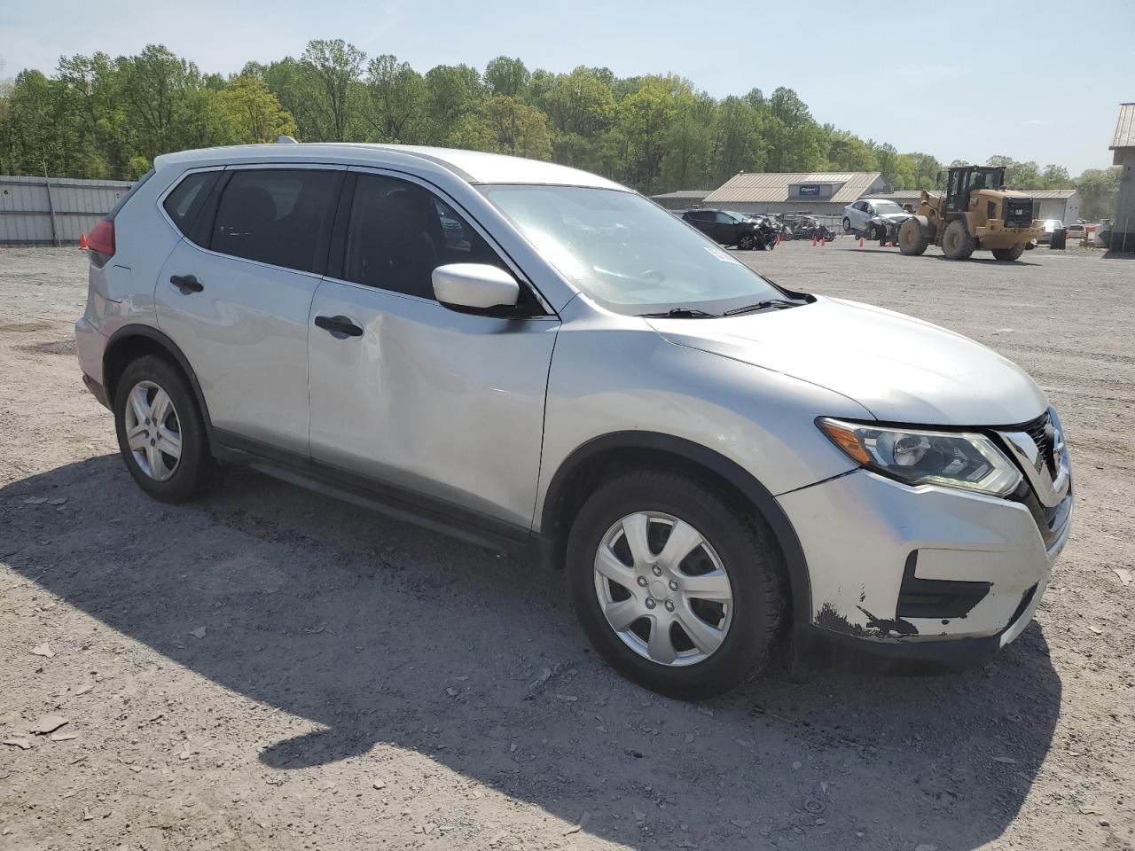 KNMAT2MT3HP564921 NISSAN ROGUE 2017