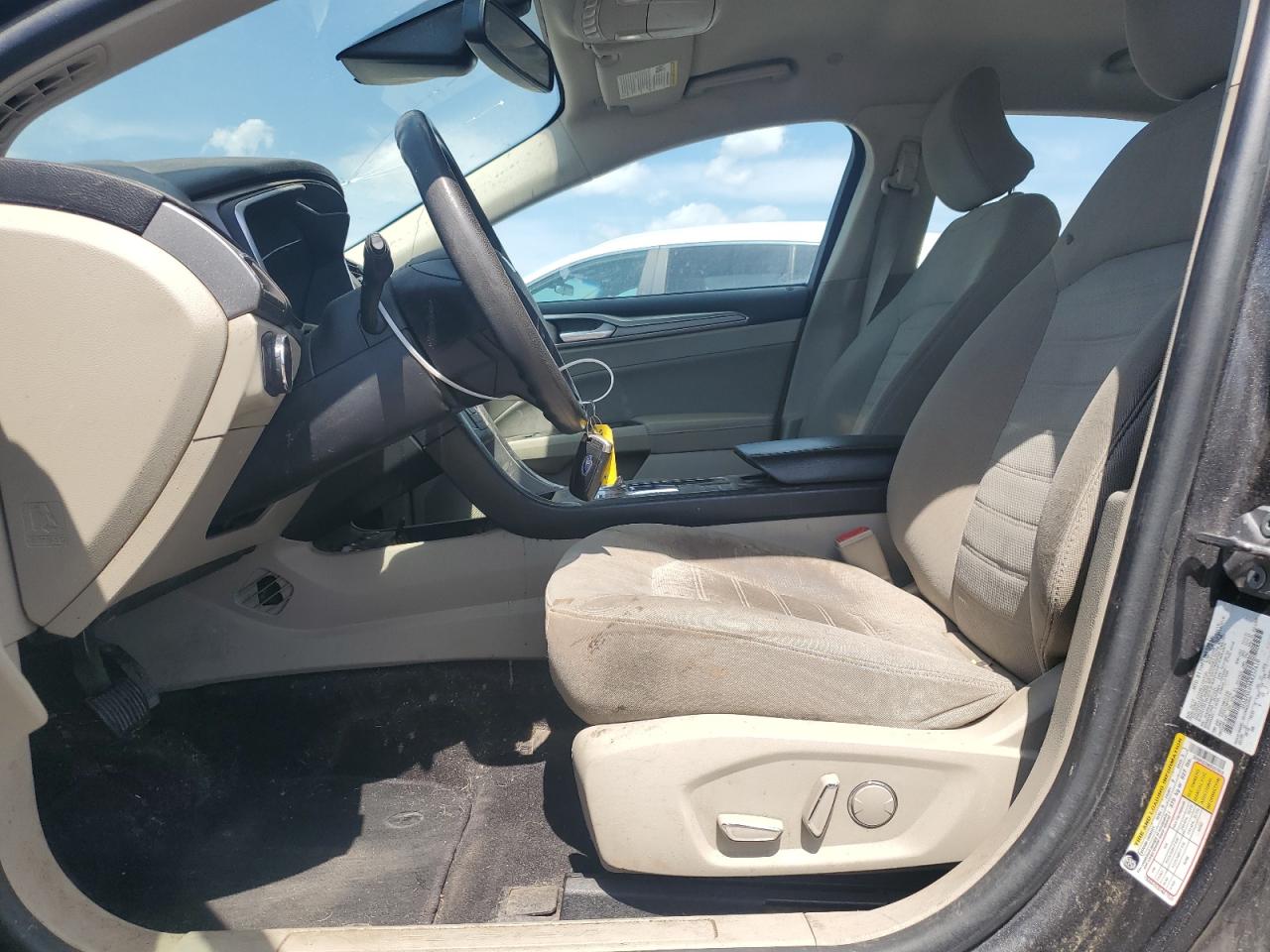 3FA6P0LU9KR257610 FORD FUSION 2019