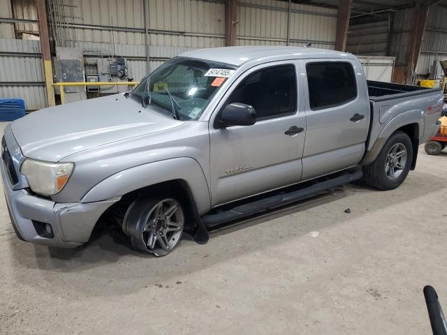  TOYOTA TACOMA 2014 Серебристый