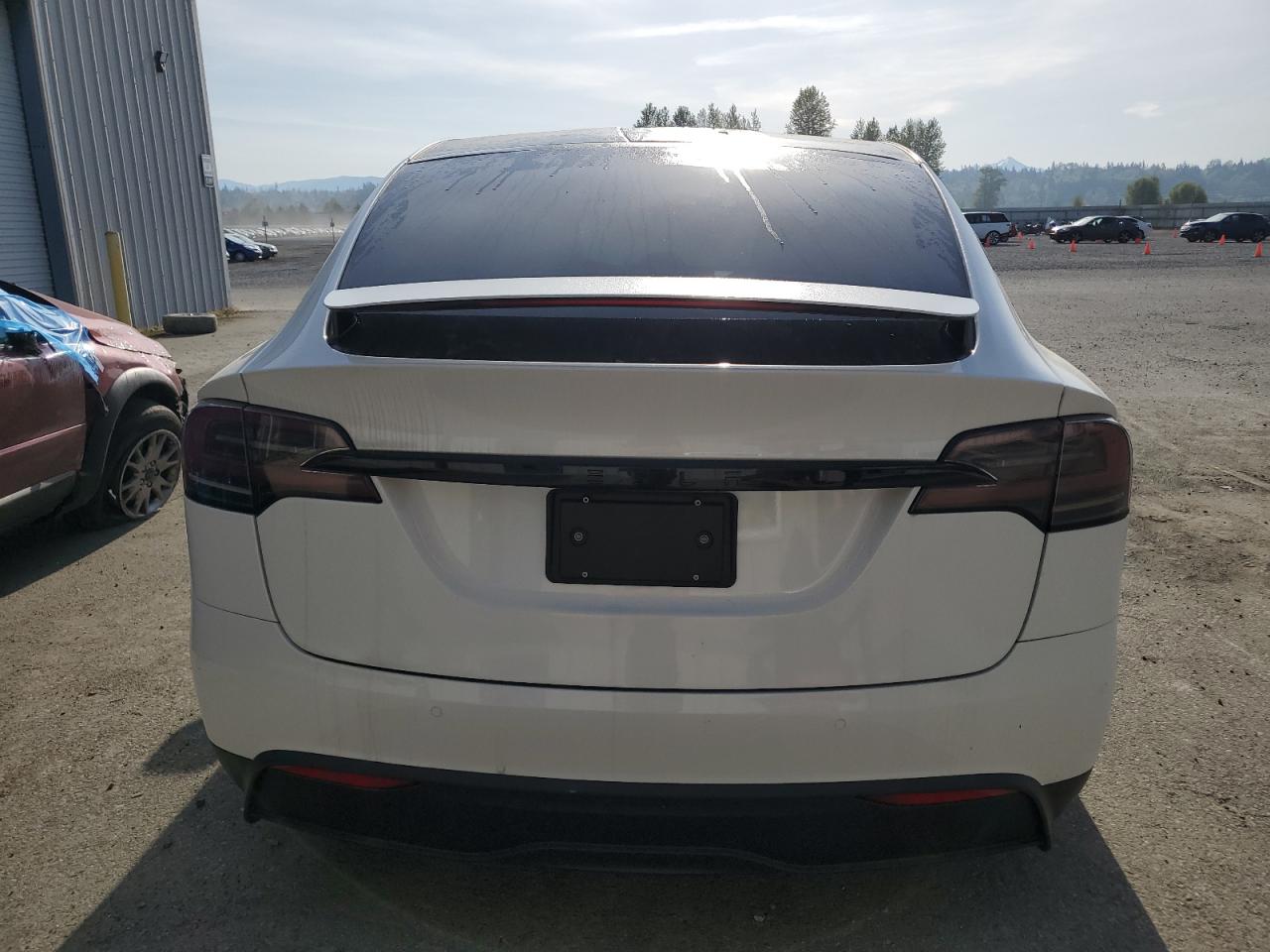 2022 Tesla Model X VIN: 7SAXCDE51NF342652 Lot: 42756105