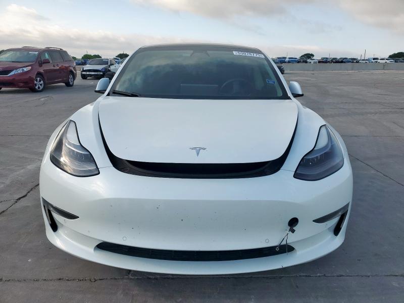  TESLA MODEL 3 2021 Белый