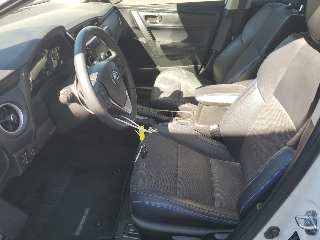 5YFBURHE4JP823605 TOYOTA COROLLA 2018