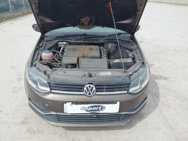 2014 VOLKSWAGEN POLO SEL T