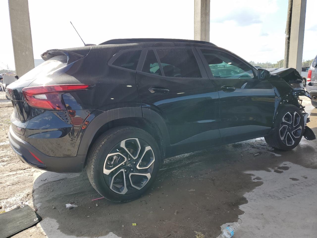KL77LJE25RC175813 CHEVROLET TRAX 2RS 2024