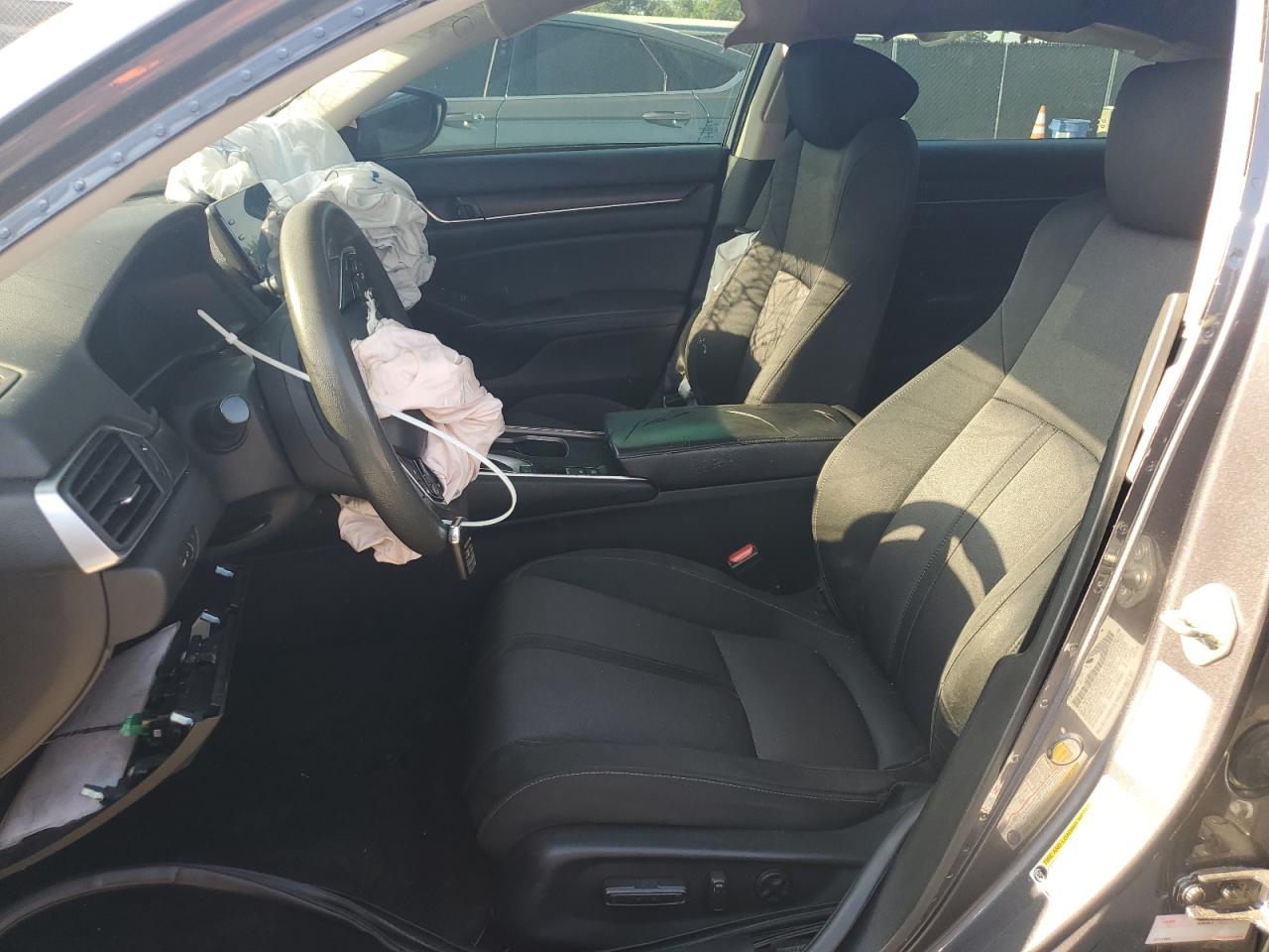 1HGCV1F42JA076170 HONDA ACCORD 2018