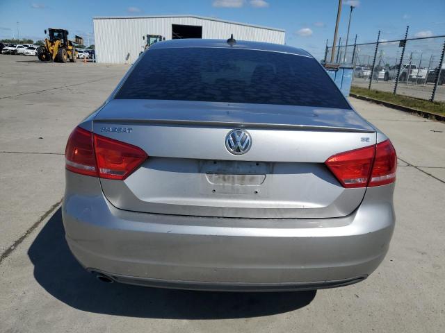  VOLKSWAGEN PASSAT 2013 Сріблястий