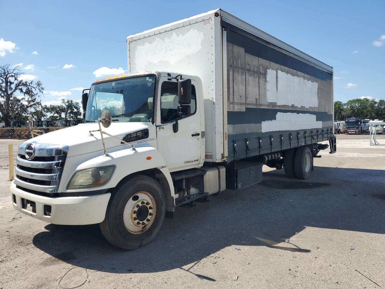 2015 Hino Hino 338 zu verkaufen in Riverview, FL - Minor Dent/Scratches