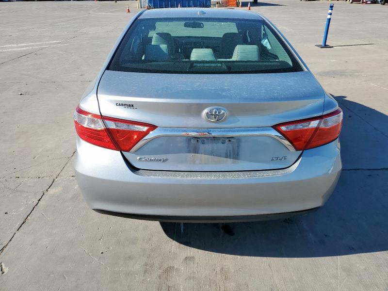  TOYOTA CAMRY 2015 Silver
