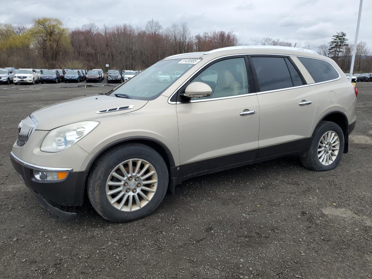 2010 Buick Enclave Cxl for Sale in East Granby, CT - Minor Dent/Scratches
