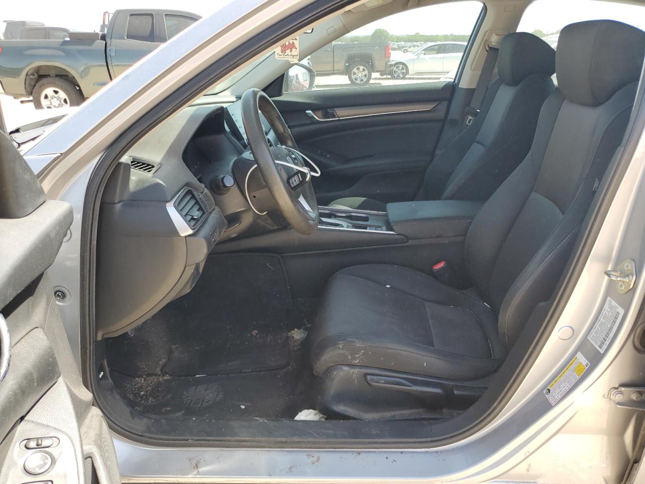 1HGCV1F16KA045236 HONDA ACCORD 2019