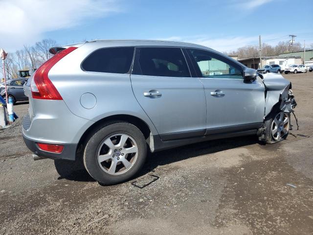  VOLVO XC60 2012 Srebrny