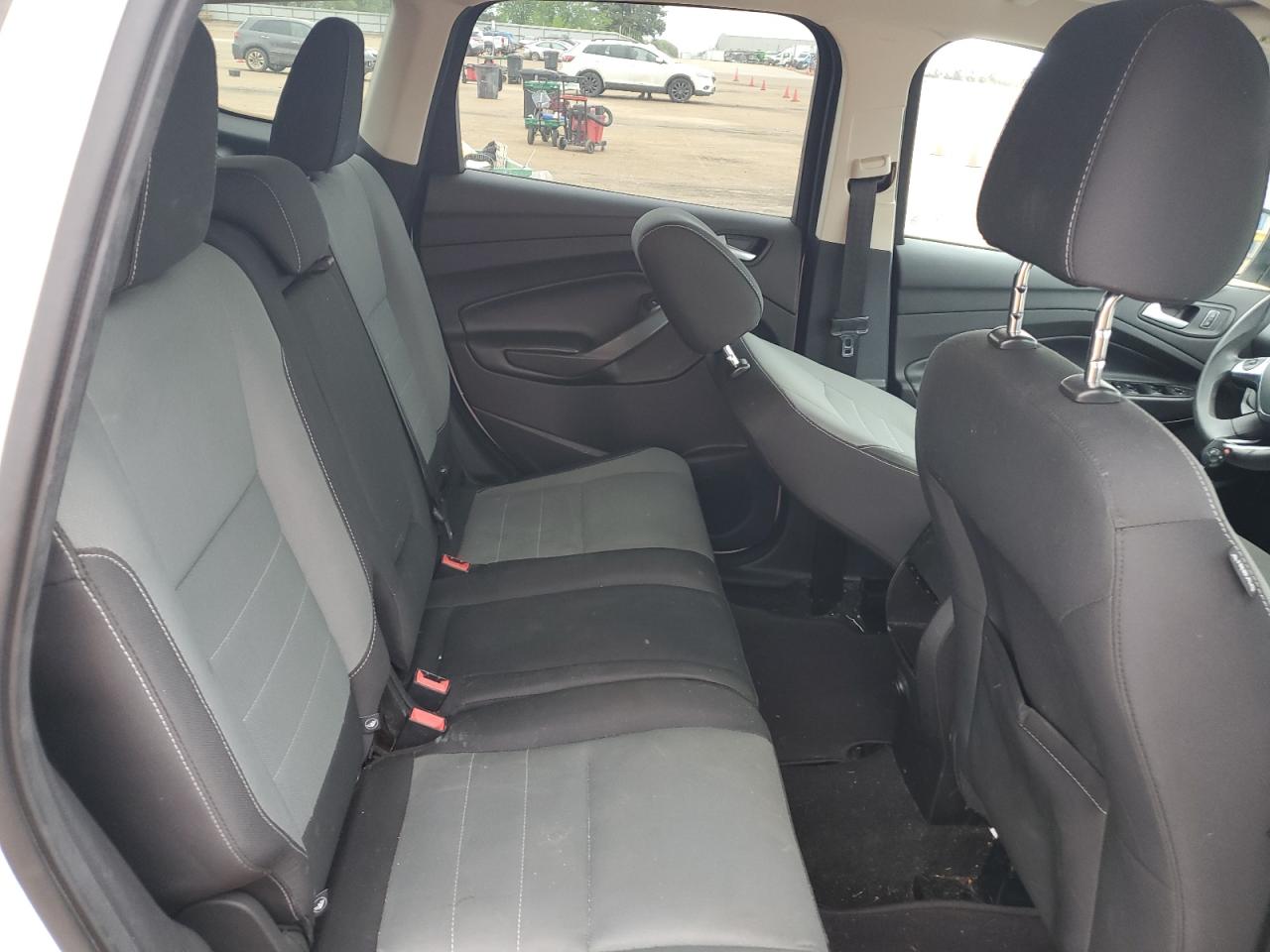 1FMCU0GX7GUB62890 FORD ESCAPE 2016