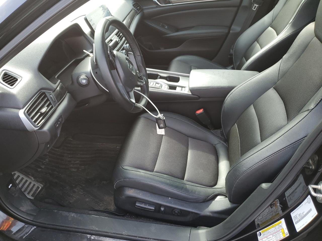 1HGCV2F33KA800754 HONDA ACCORD 2019
