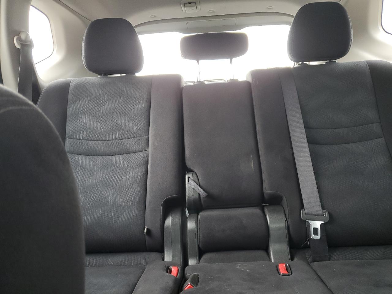JN8AT2MV0GW151400 NISSAN ROGUE 2016