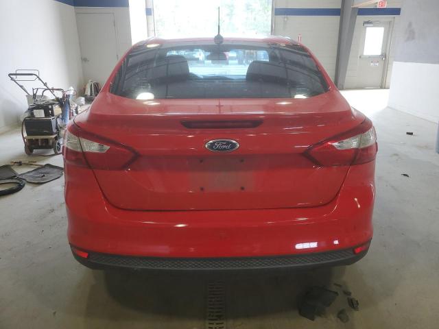  FORD FOCUS 2014 Красный