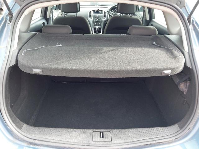 2015 VAUXHALL ASTRA DESI