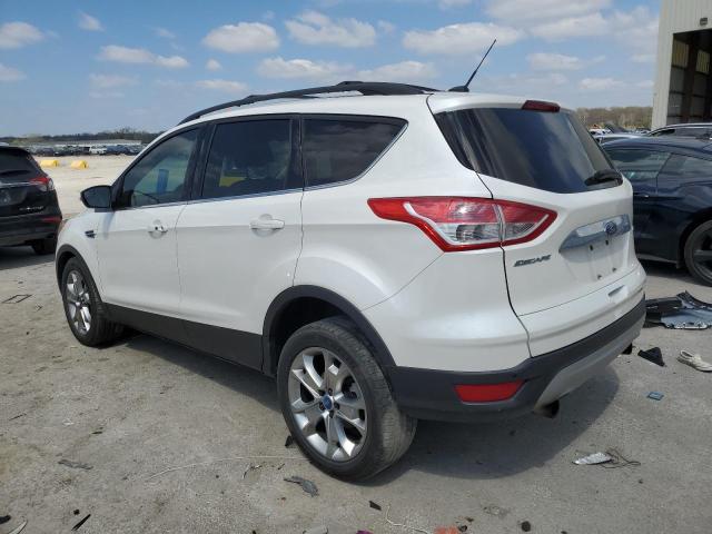 Паркетники FORD ESCAPE 2013 Белы