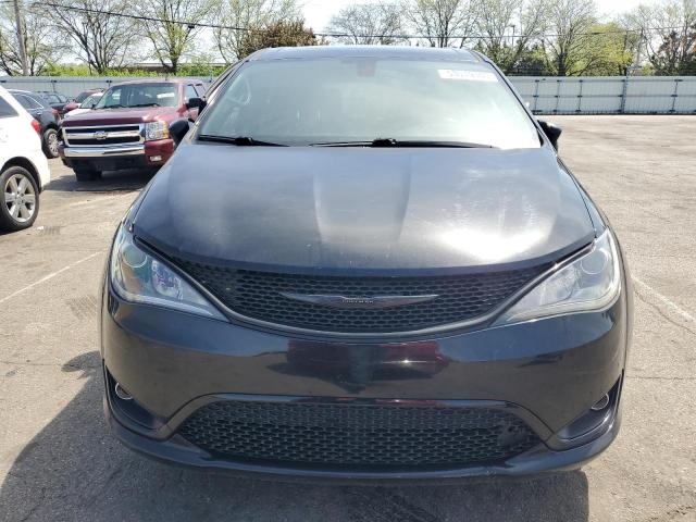  CHRYSLER PACIFICA 2018 Черный