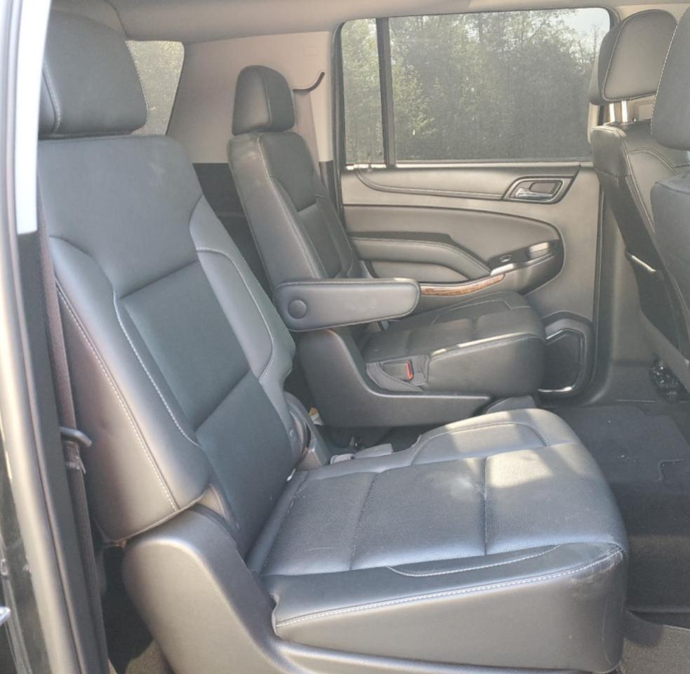 2018 Chevrolet Suburban K1500 Premier VIN: 1GNSKJKC1JR352430 Lot: 52883075