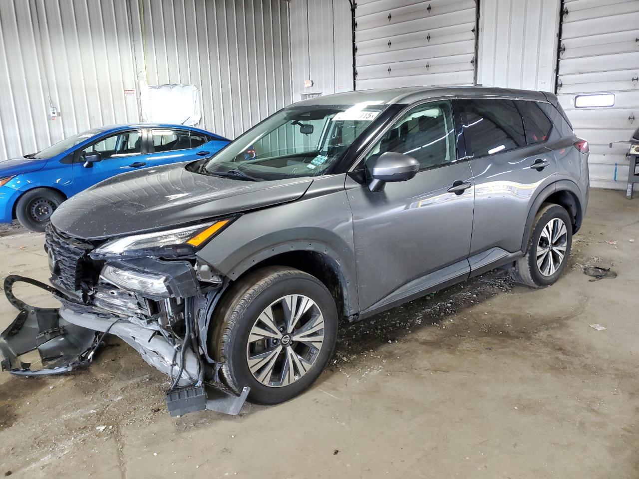 2021 Nissan Rogue Sv na sprzedaż w Franklin, WI - Front End