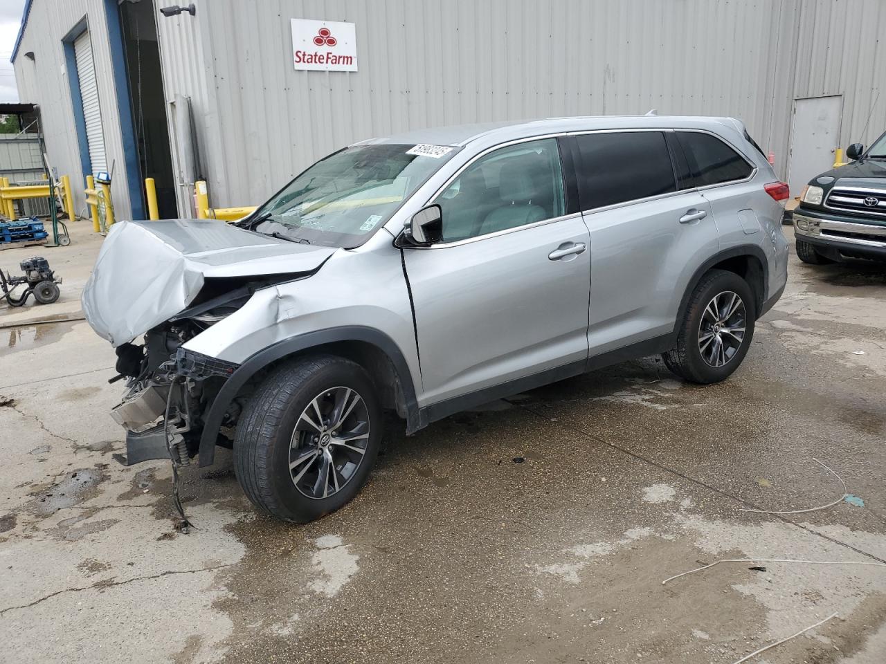 2019 Toyota Highlander Le en Venta en New Orleans, LA - Front End