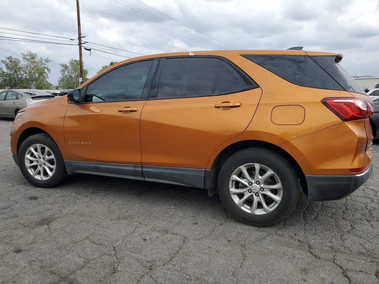 2GNAXHEV2J6118716 CHEVROLET EQUINOX 2018