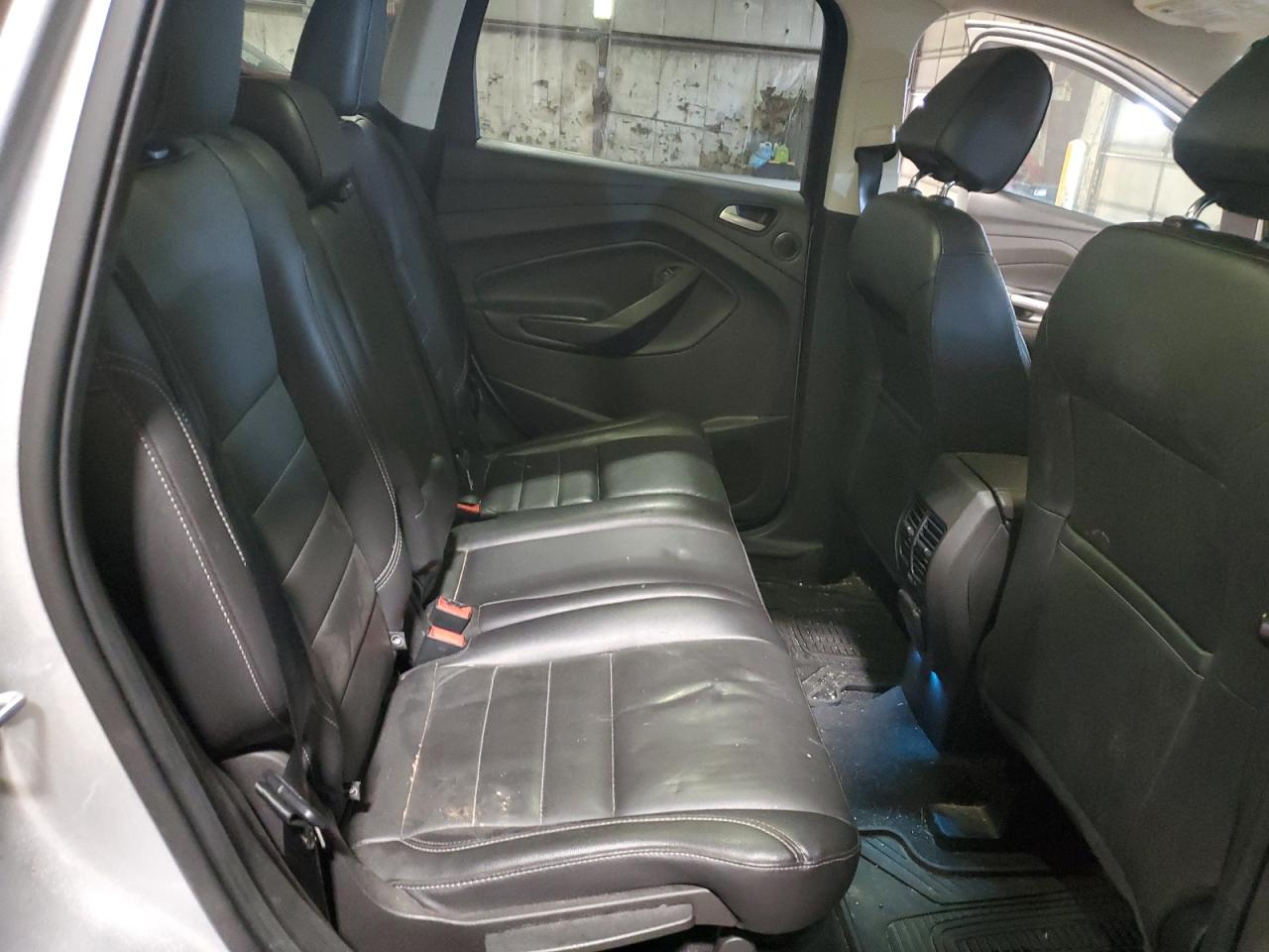 1FMCU9J95GUB20829 FORD ESCAPE 2016
