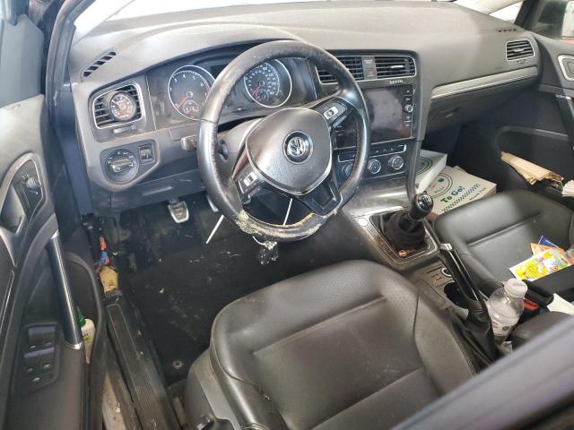  VOLKSWAGEN GOLF 2018 Чорний