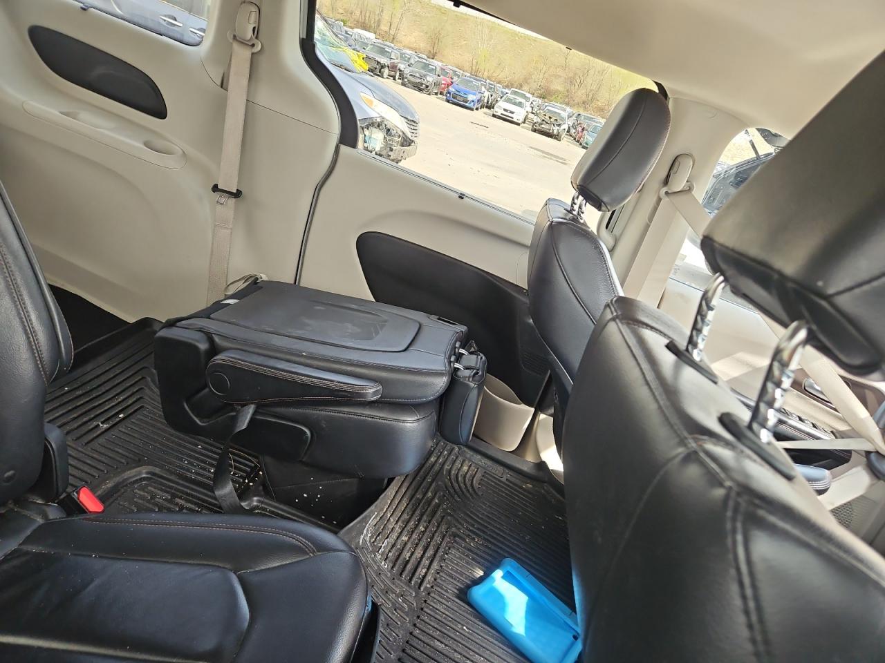 2017 Chrysler Pacifica Touring L VIN: 2C4RC1BG0HR803035 Lot: 54322795